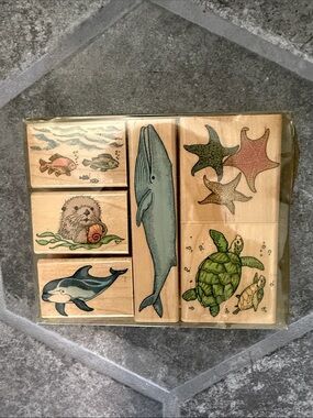 Hero Arts Ocean Animals Wooden Rubber Stamp Set — Whale, Turtle, Dolphin, Otter